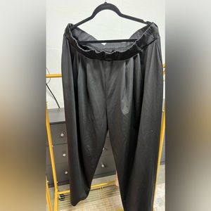 SHEIN Curve dress pants. 4X